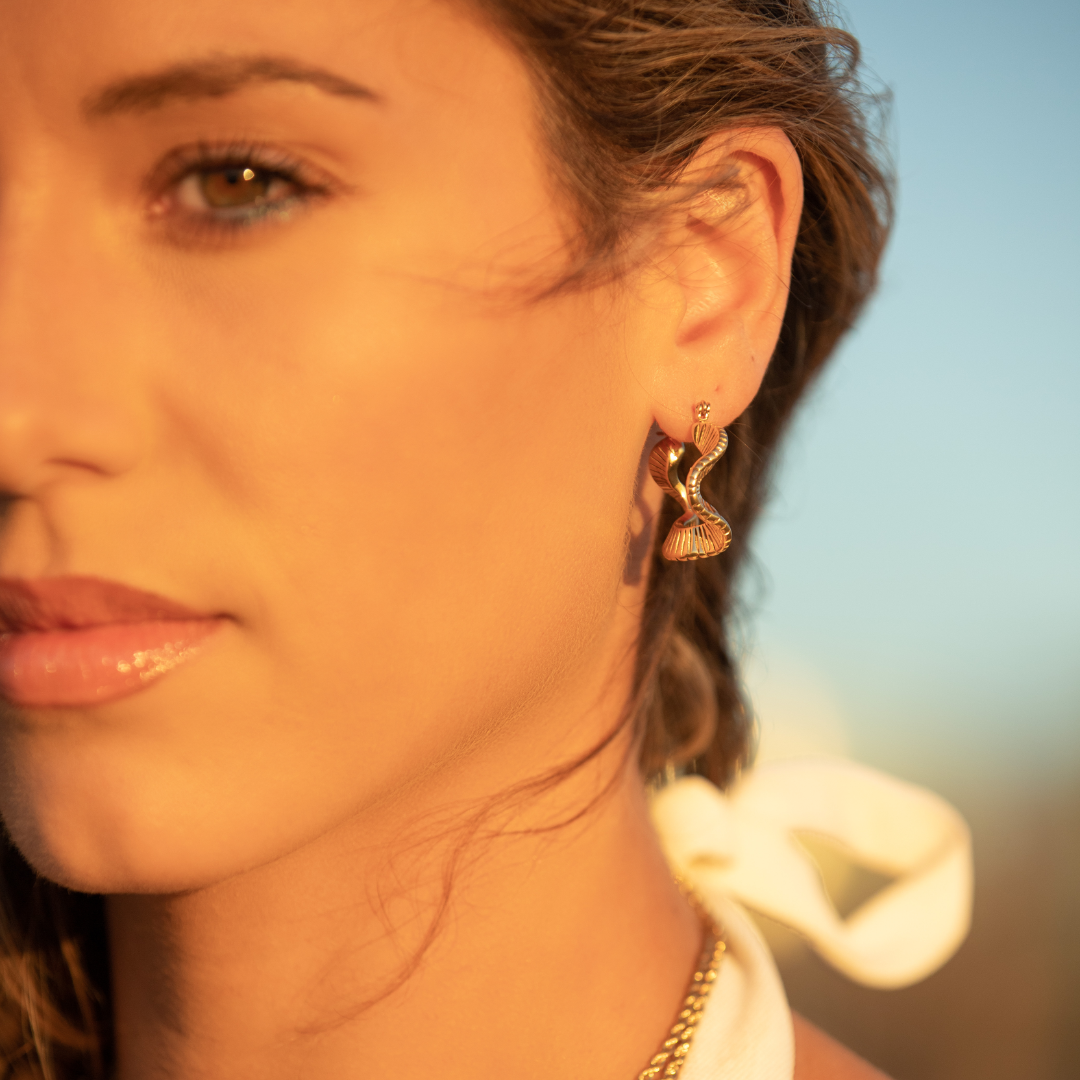 French Style Geometric Hoop Earrings - Gold-Plated